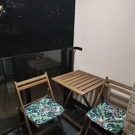 Apartment 007