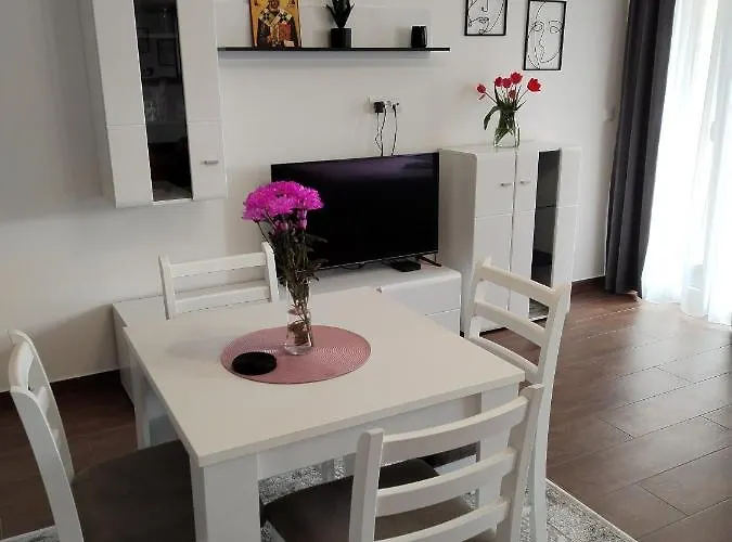 007 Διαμέρισμα